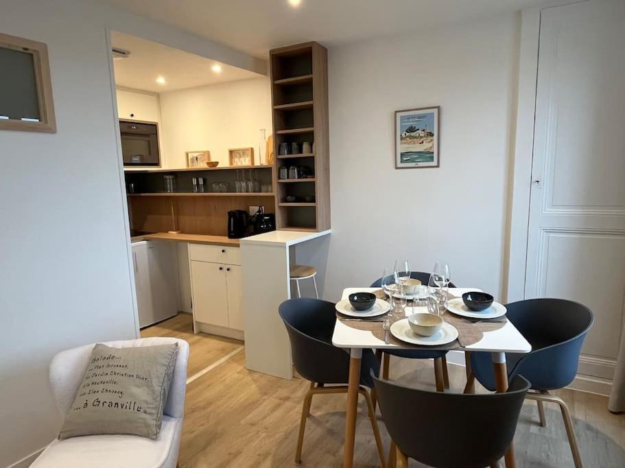Ferienwohnung Le Bellevue Granville Exterior foto